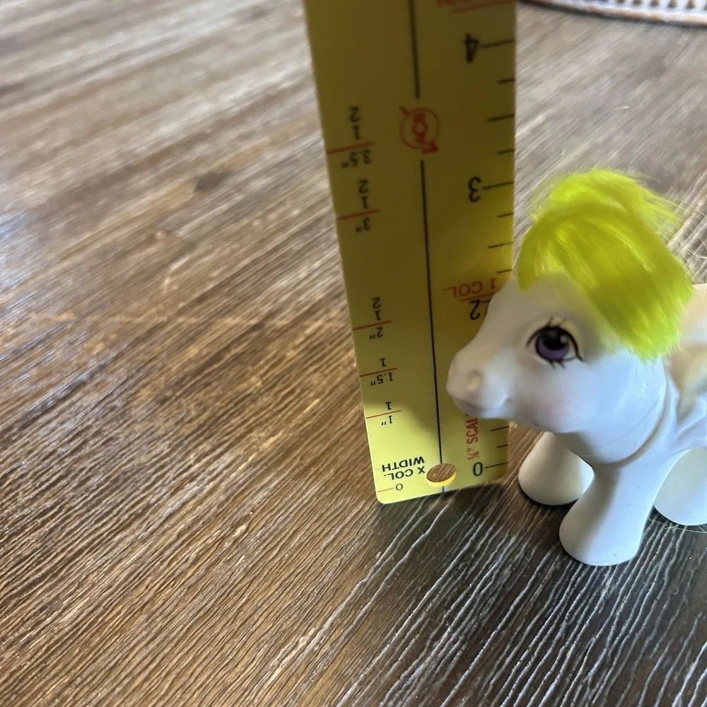 My Little Pony G1 Baby Surprise Pegasus Hasbro 1983‎ Vintage Wings Neon Hair MLP